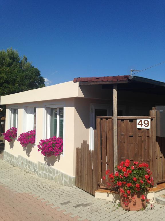 Camping Vallecrosia Kültér fotó