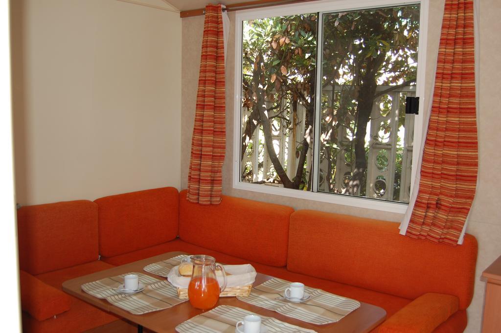 Camping Vallecrosia Kültér fotó