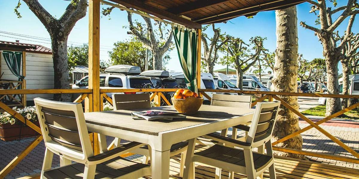 Camping Vallecrosia Kültér fotó